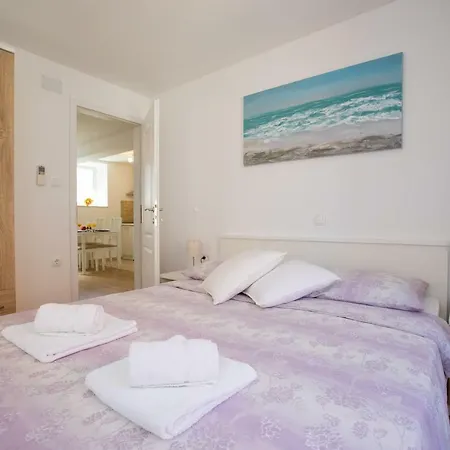 M&m Apartman *