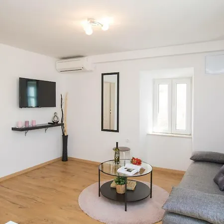 M&m 아파트먼트 *