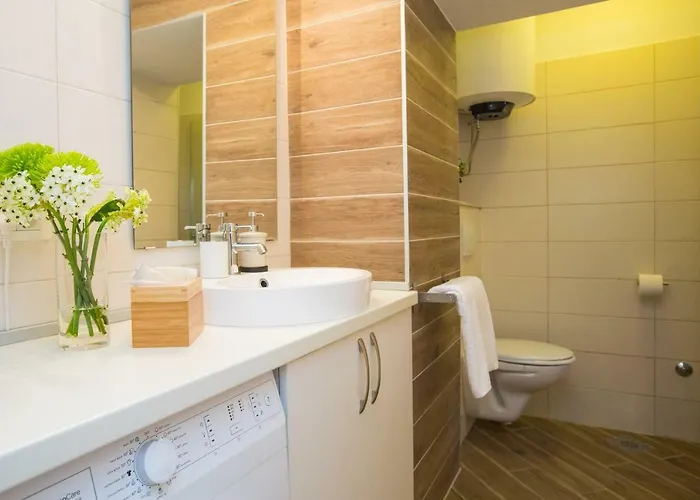 M&m Апартаменты *