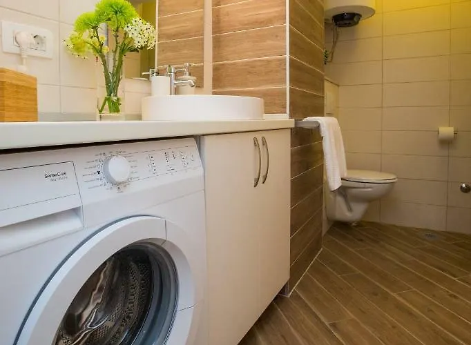 M&m * דוברובניק