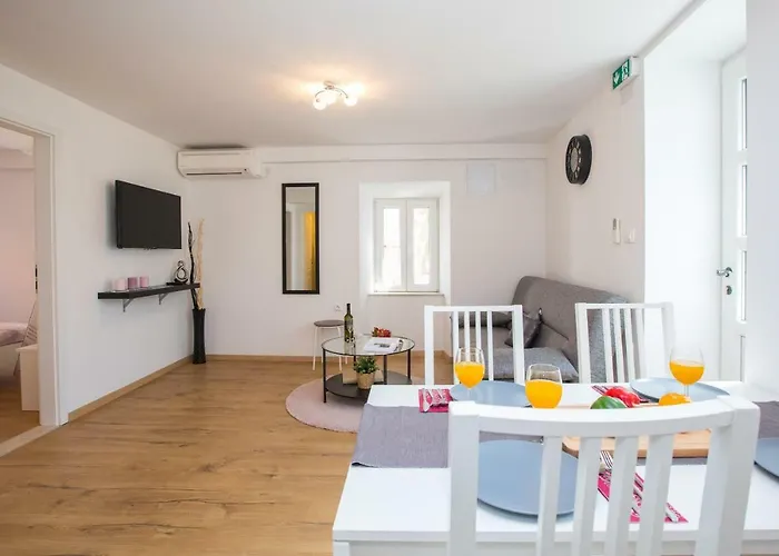 M&m Ντουμπρόβνικ